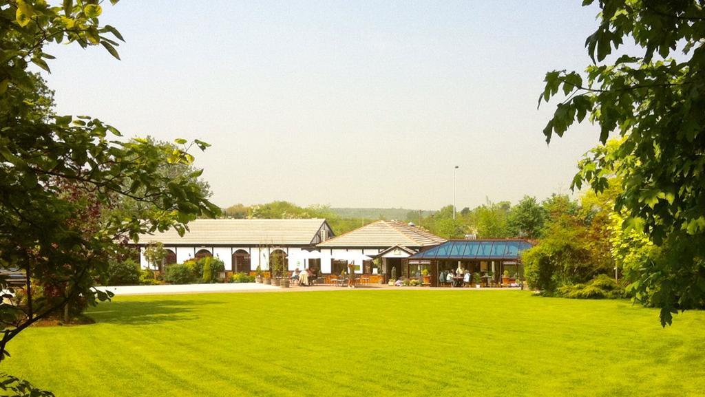 The Stanwick Hotel Exterior foto
