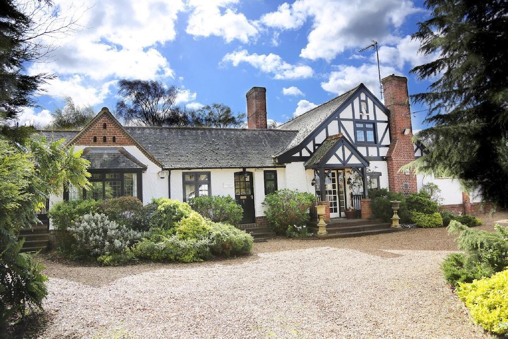 The Stanwick Hotel Exterior foto